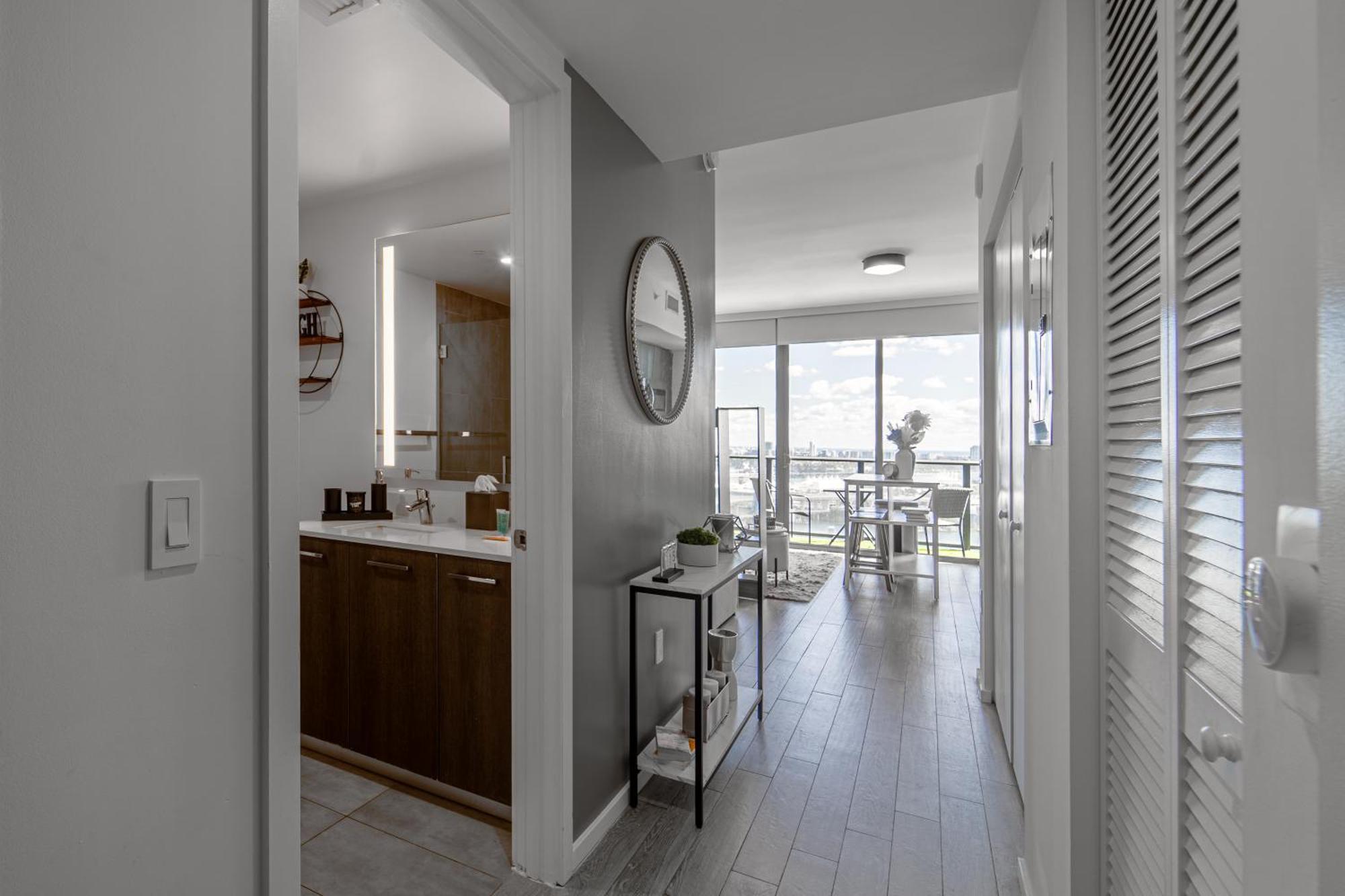 Tr Miami 2 Bedroom, 1 Bedroom, And Studio Condos With Balconies מראה חיצוני תמונה