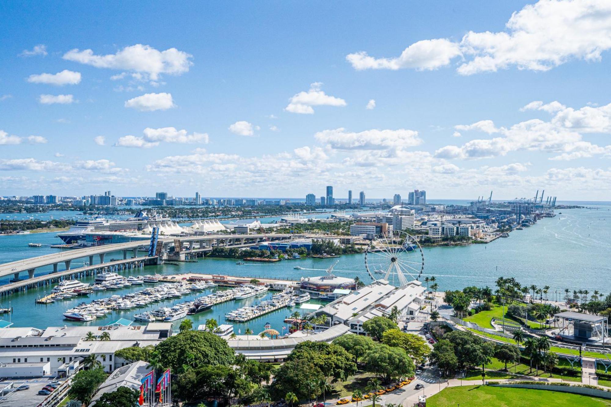 Tr Miami 2 Bedroom, 1 Bedroom, And Studio Condos With Balconies מראה חיצוני תמונה