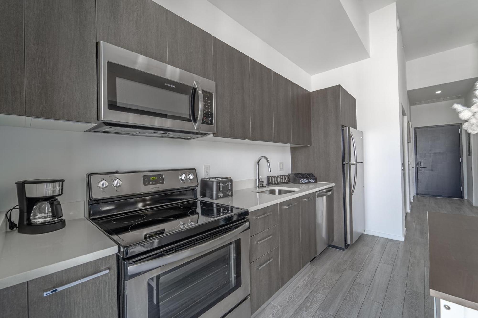 Tr Miami 2 Bedroom, 1 Bedroom, And Studio Condos With Balconies מראה חיצוני תמונה