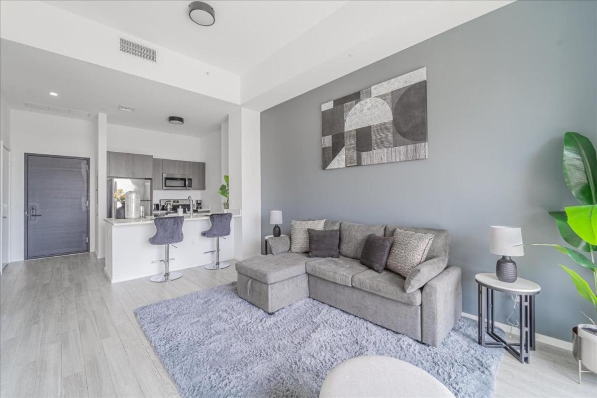 Tr Miami 2 Bedroom, 1 Bedroom, And Studio Condos With Balconies מראה חיצוני תמונה