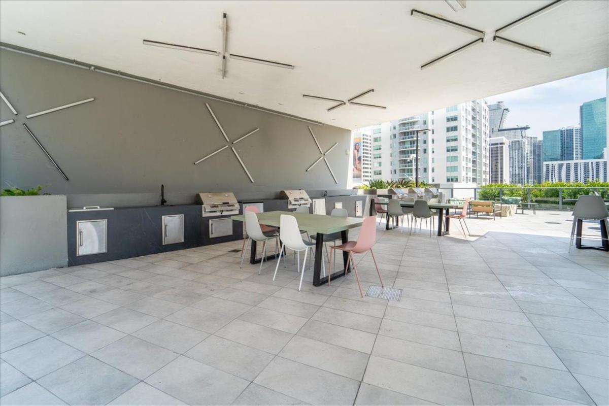 Tr Miami 2 Bedroom, 1 Bedroom, And Studio Condos With Balconies מראה חיצוני תמונה